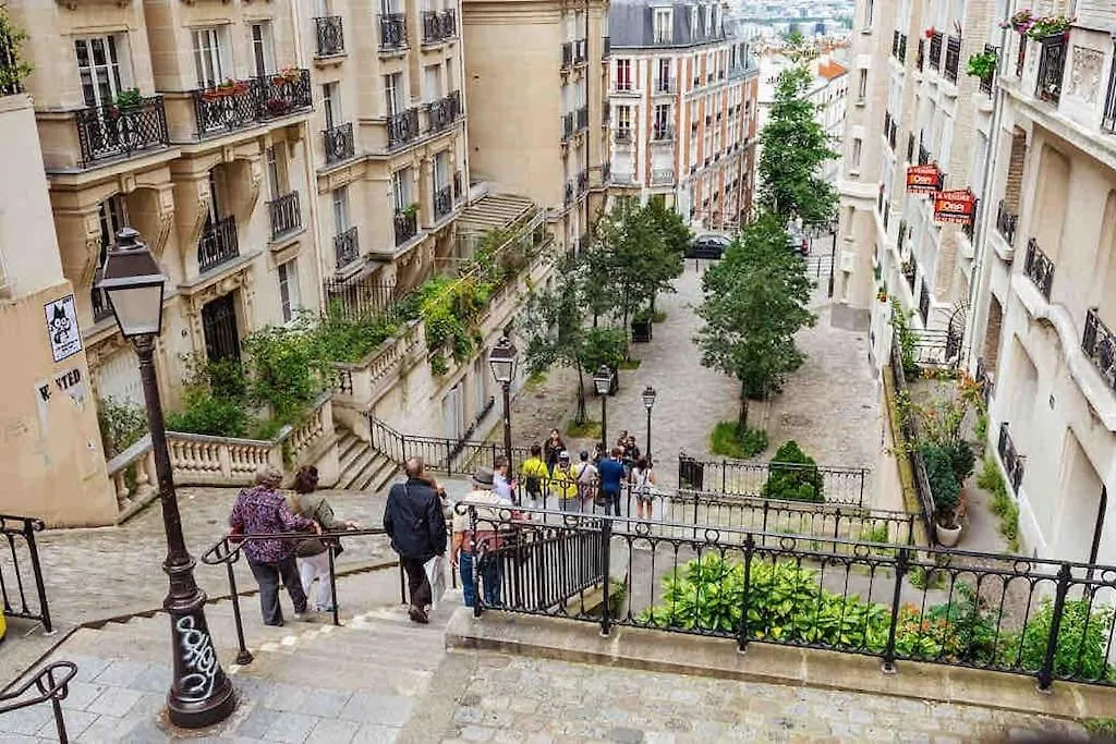 Dernier Etage A Montmartre Daire Paris