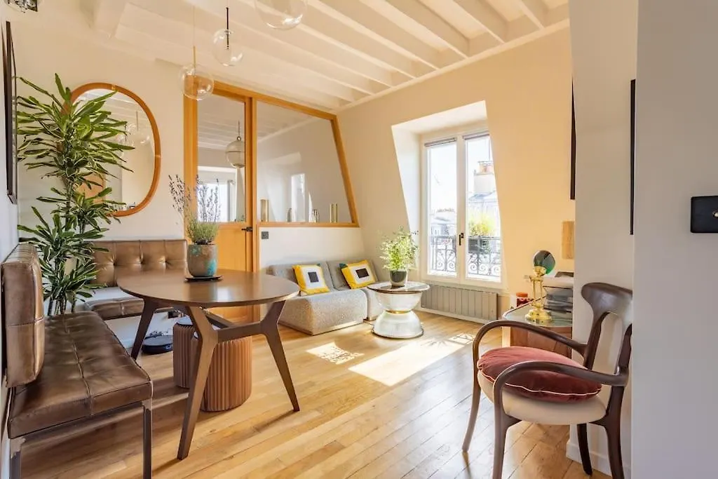 Dernier Etage A Montmartre Apartment Paris