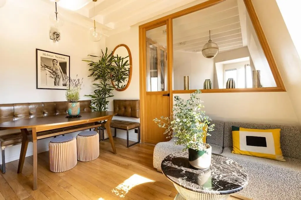 Dernier Etage A Montmartre Apartment Paris